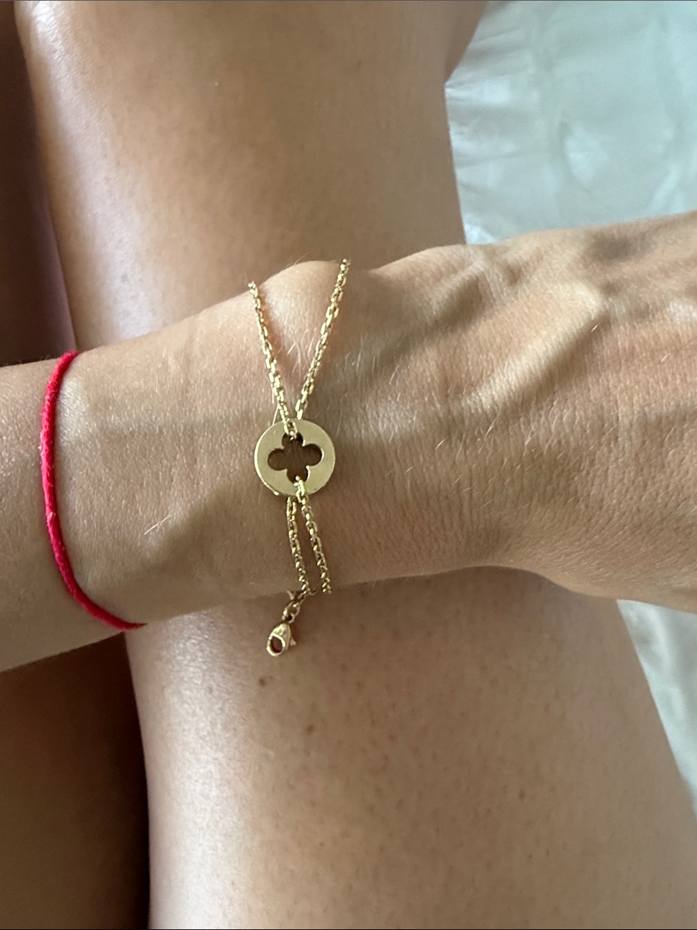Authentic Louis Vuitton Empreinte Chain Bracelet in 18K yellow gold